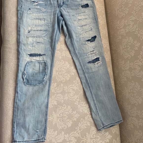 •American eagle ripped full length jeans - Picture 2 of 3